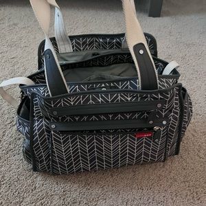 Skip hop diaper bag